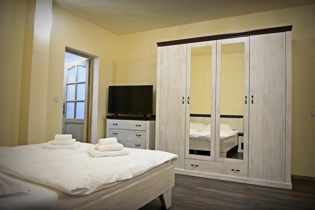 Casa Remo - Guesthouse Torda Kültér fotó